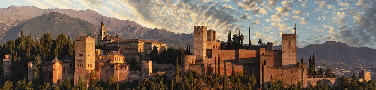 buildings, panoramic, alhambra-7535373.jpg