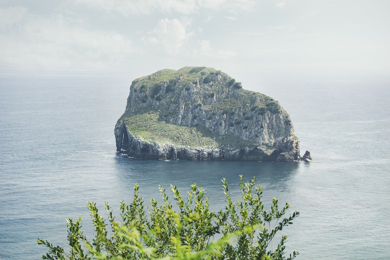 island, islet, landscape-7607145.jpg