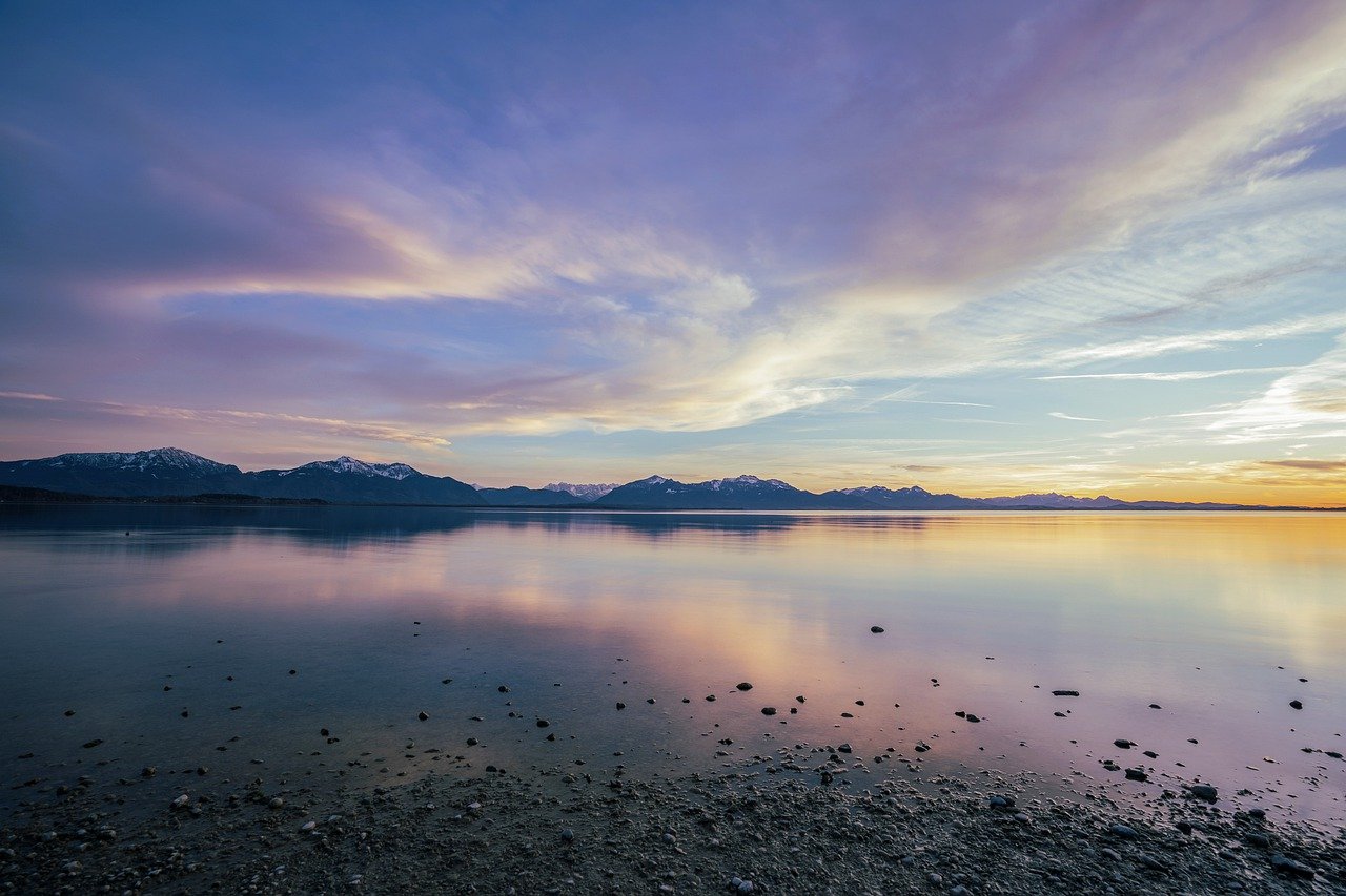 lake, sunset, mountains-7869102.jpg