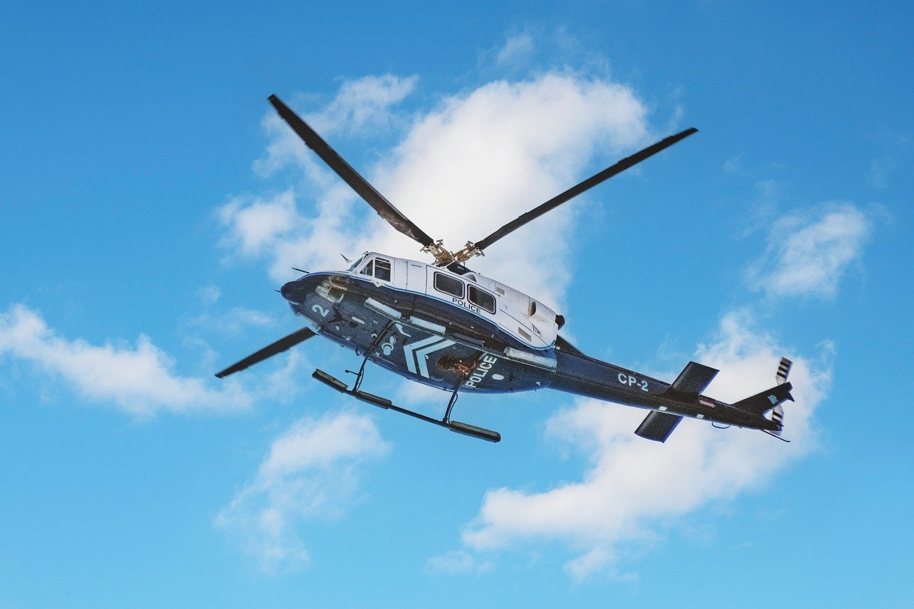 helicopter, flying, sky-8023696.jpg