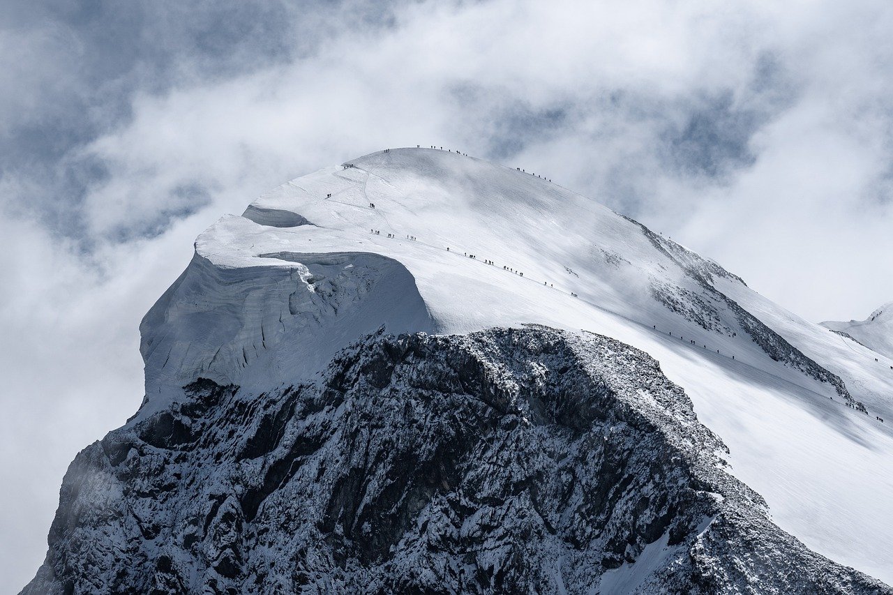 mountain, summit, snow-8242717.jpg