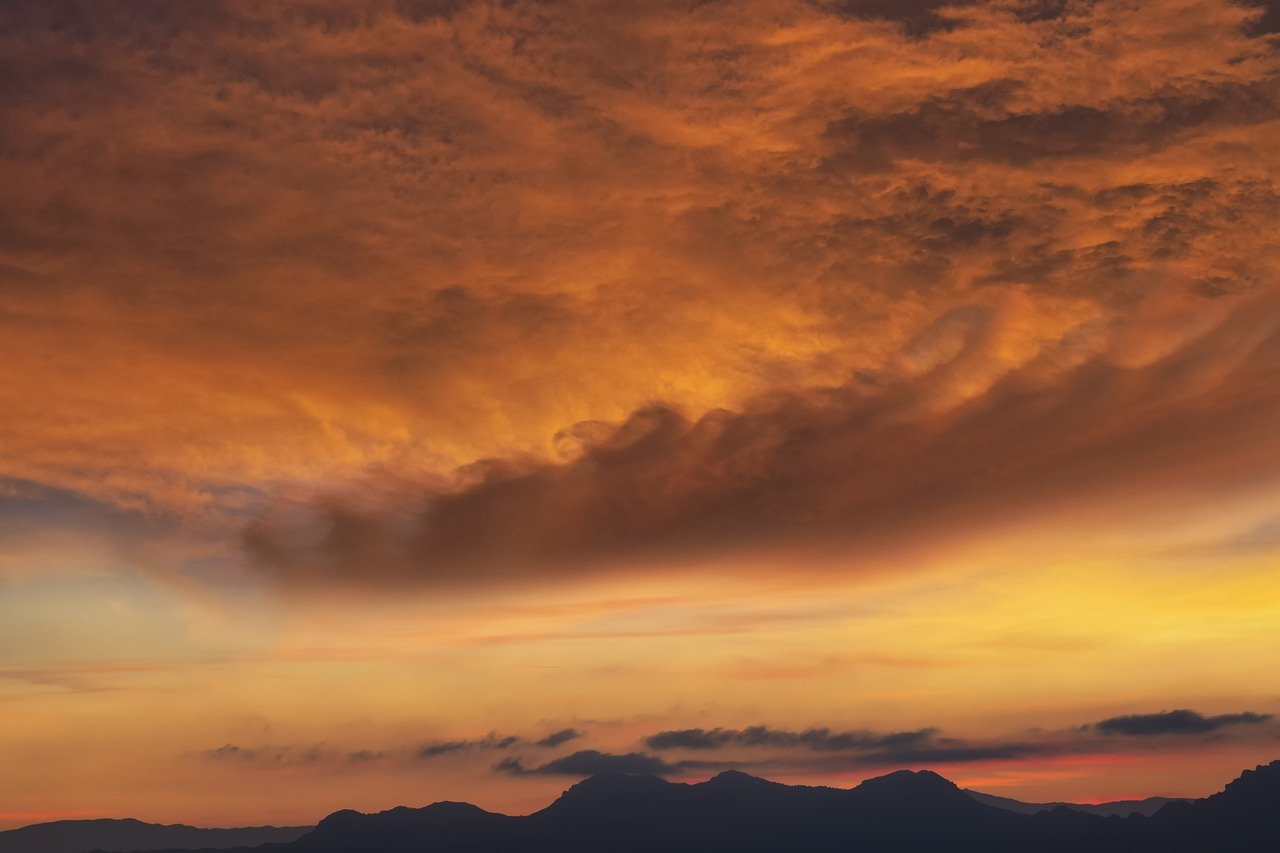 sunset, mountains, clouds-8401670.jpg